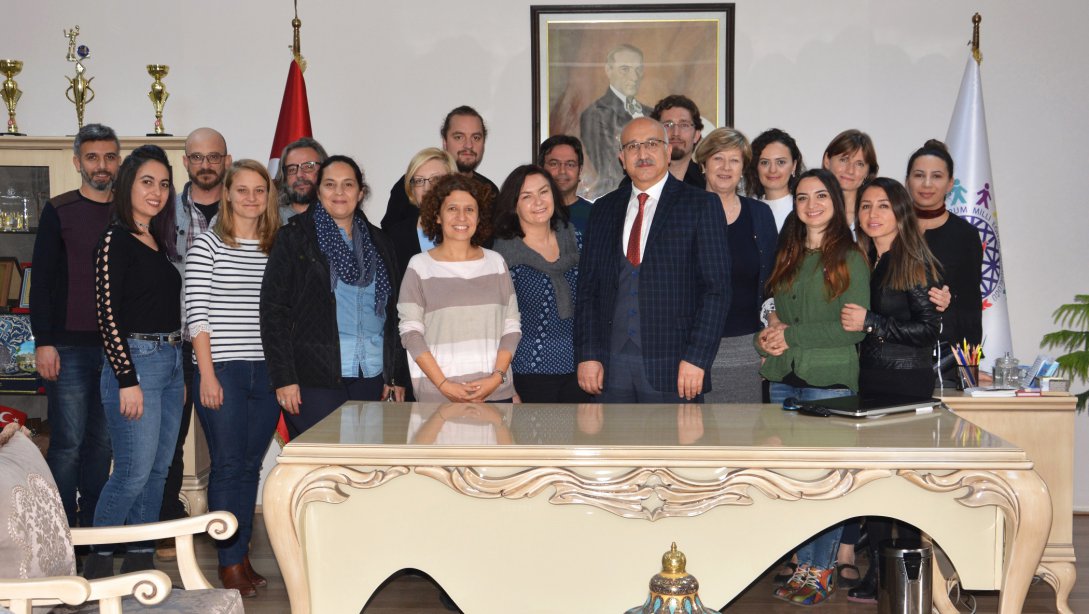 Mehmetçik Anadolu Lisesinin Proje Ortakları İl Milli Eğitim Müdürümüz Sayın Seyit Ali BÜYÜKü Ziyaret Etti