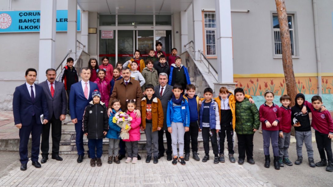 Valimiz Sayın Mustafa ÇİFTÇİ ile İl MEM Yakup SARI Bahçelievler İlkokulunu Ziyaret Etti.
