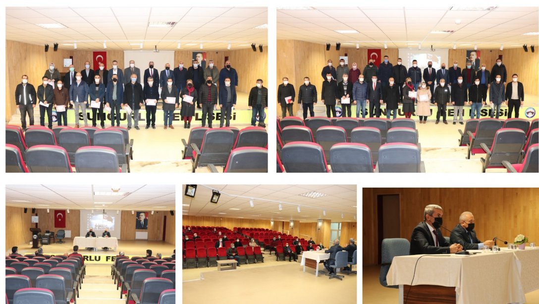 Sungurlu'da Okul Müdürleri İle Uzaktan Eğitim Faaliyetleri Değerlendirme Toplantıları Gerçekleştirildi