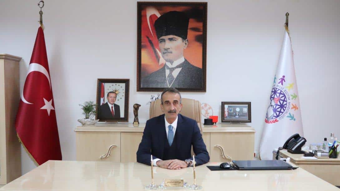 Milli Eğitim Müdürümüz Abdullah KODEK'in 10 Kasım Atatürk'ü Anma Günü Mesajı